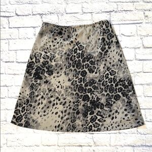 New York & Company Midi Skirt Black Tan Gray Animal Print Lined Size Large